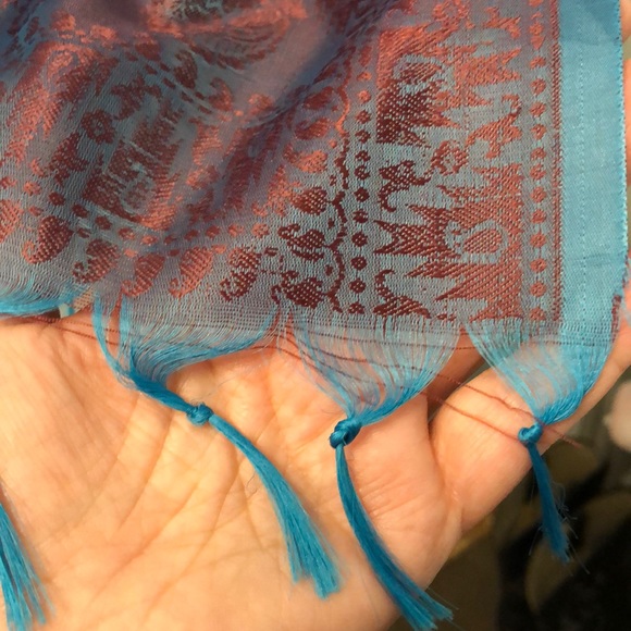 Silky scarf turquoise/purple knotted fringe 21x72 - Picture 4 of 5